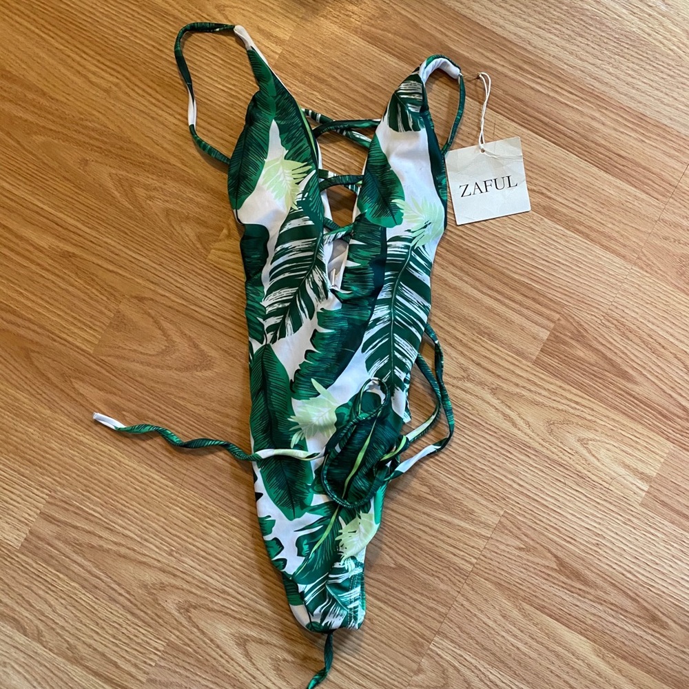 One piece tropical swimsuit NWT